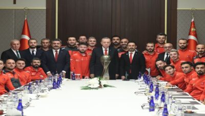 Cumhurbaşkanı Erdoğan, Ampute Futbol Millî Takımı’nı kabul etti