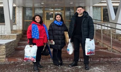 В Москве активисты «Единой России» приобрели ноутбук для раненых бойцов, проходящих лечение в госпитале