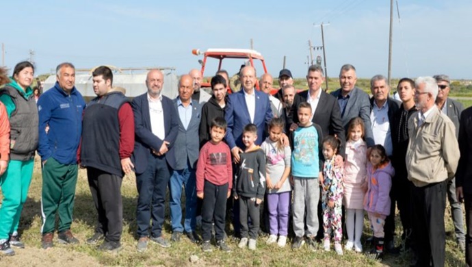 Cumhurbaşkanı Ersin Tatar, “Şampiyon Melekler Takımı” anısına düzenlenen ağaç dikimi etkinliğine katıldı